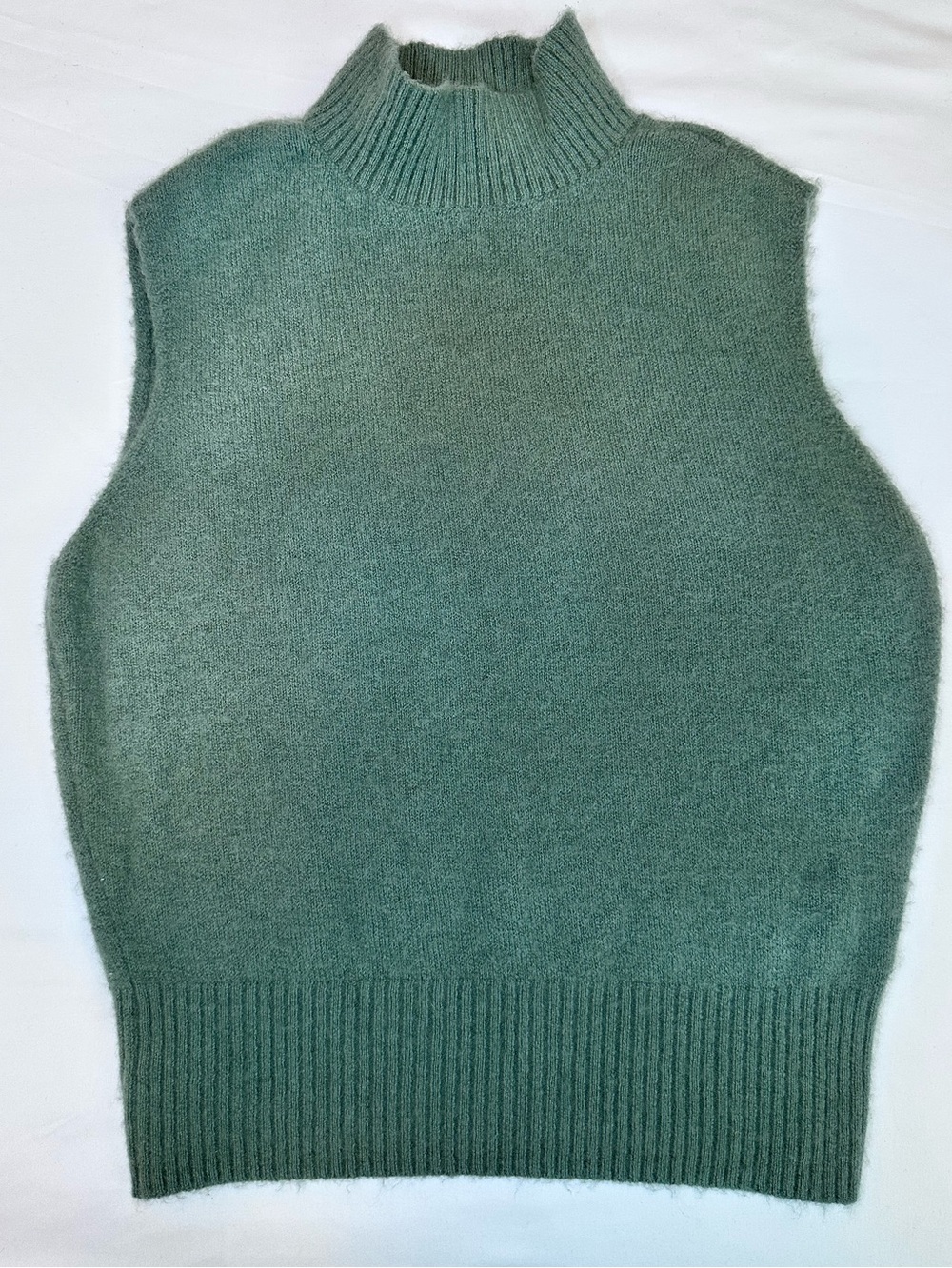 Abercrombie & Fitch Merino Wool Blend Sleeveless Sweater Vest XS Sage Green
